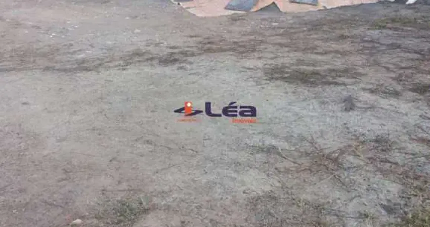 Terreno à venda em Suzano-SP, bairro Fazenda Aya, 400m² de área! Venha conferir!