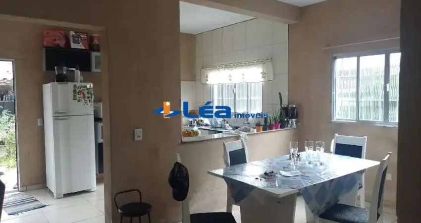 Casa com 3 quartos à venda na Rua Luciano de Godoi, 34, Jardim Márcia, Suzano