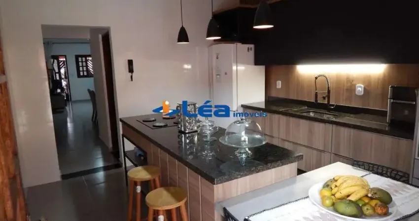 Casa com 3 quartos à venda na Rua Coronel Pereira Neto, 74, Calmon Viana, Poá