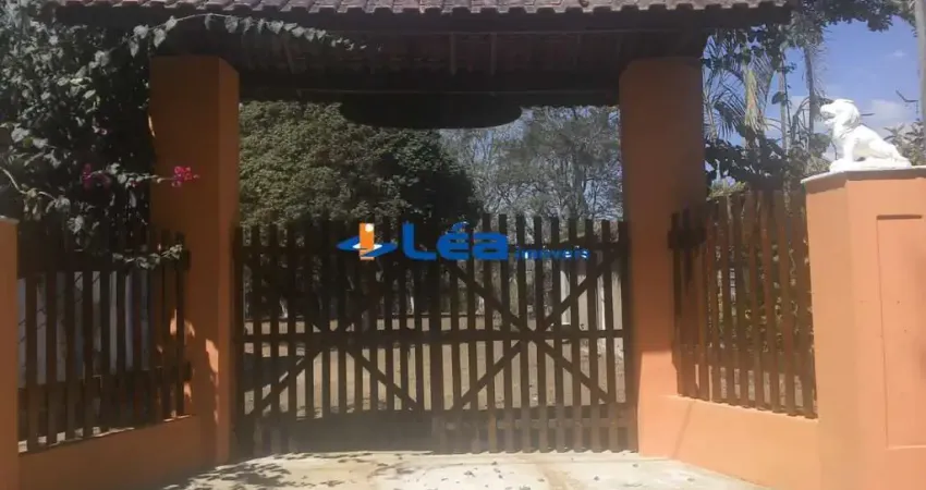 Chácara / sítio com 3 quartos à venda na Rua Nair Costa Garcia, 100, Chácaras Duchen, Suzano