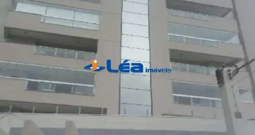 Apartamento à venda no Centro de Poá-SP: 3 quartos, 1 suíte, 1 sala, 1 banheiro, 2 vagas de garagem, 168,64 m².