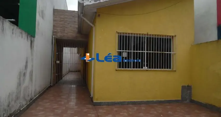 Casa com 2 quartos à venda na Avenida Antônio Marques Figueira, 437, Vila Figueira, Suzano