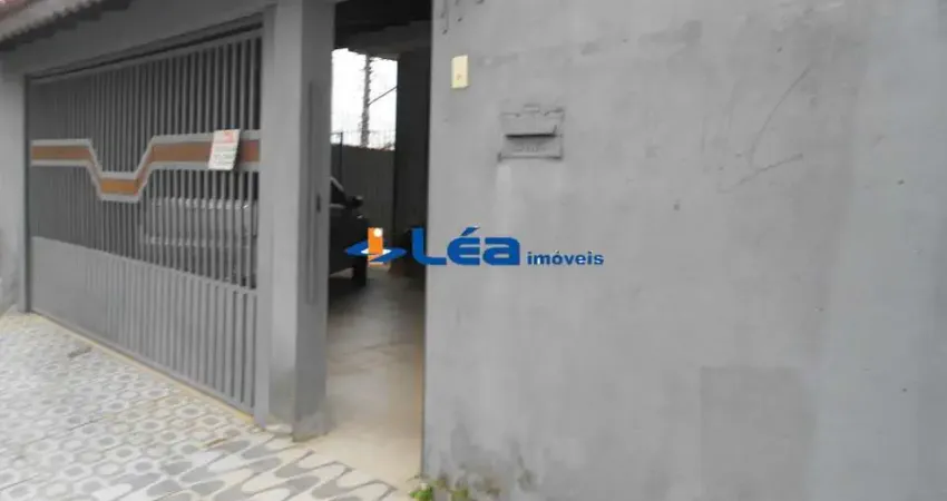 Casa com 2 quartos à venda na Rua Thereza Papaes Galletti, 115, Jardim Suzano, Suzano