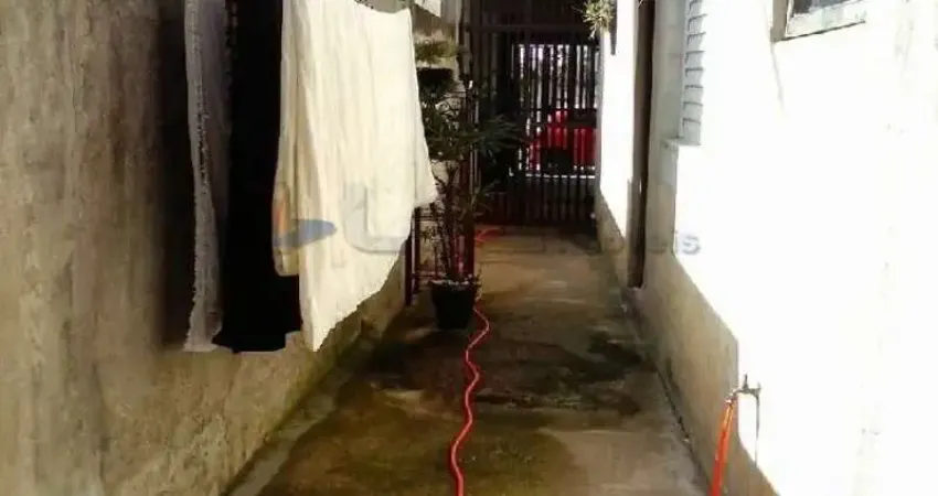 Casa com 3 quartos à venda na Avenida Miguel Badra, 777, Cidade Miguel Badra, Suzano