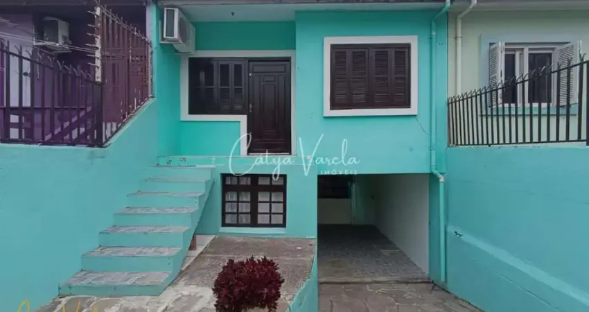 Compre na Cátya Varela Imóveis com Exclusividade: Sobrado com 104m² privativos.  REF: 436