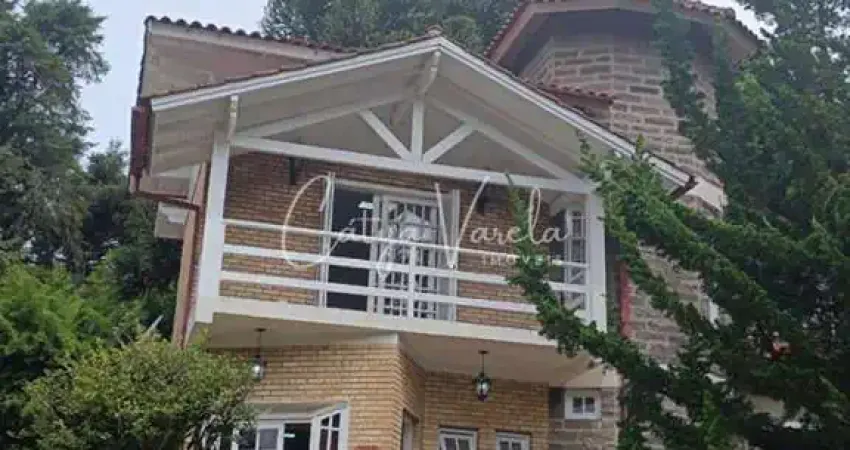 COMPRE NA CÁTYA VARELA IMOVEIS: OPORTUNIDADE CASA ALTO PADRÃO NO CONDOMÍNIO SAINT MORITZ - CANELA-RS REF: 377