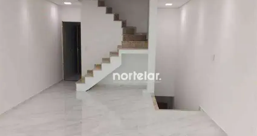 ESCELENTE NOVOS  SOBRADOS A VENDA-  NO JD VIRGINIA BIANCA  SOBRADOS com 3 Pavimentos: Cozinha, Sala ampla , 2 Lavabos, 3 Dorm Suítes, Jardim de invern