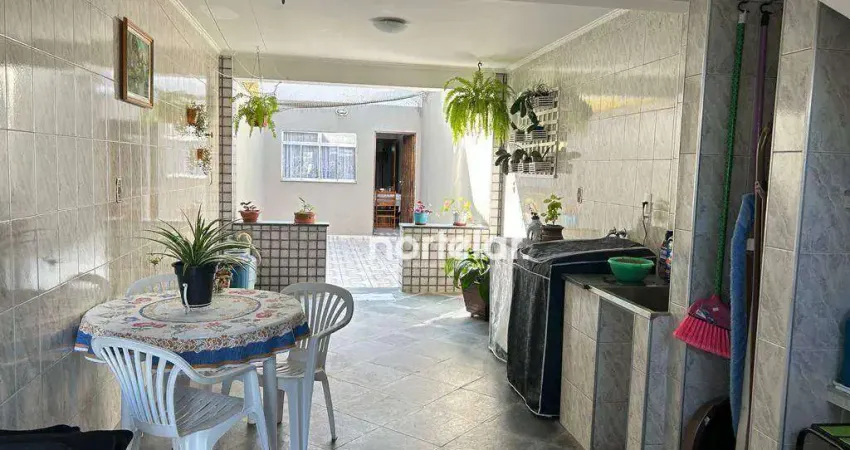 Sobrado com 2 dormitórios à venda, 189 m² por R$ 790.000,00 - Vila Clarice - São Paulo/SP
