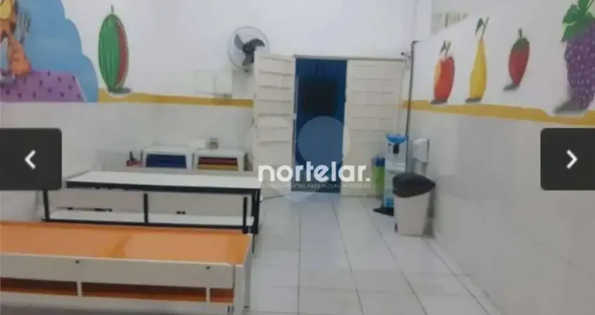 Casa com 8 quartos à venda na Rua Francisco Alves Pereira, Jardim Santa Cruz (Zona Norte), São Paulo