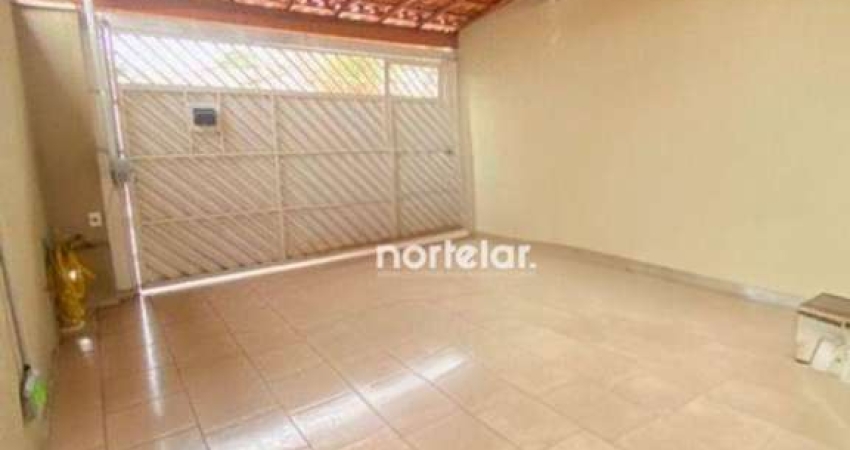 Casa com 3 quartos à venda na Rua Antônio Félix Pacheco, Parque Maria Domitila, São Paulo
