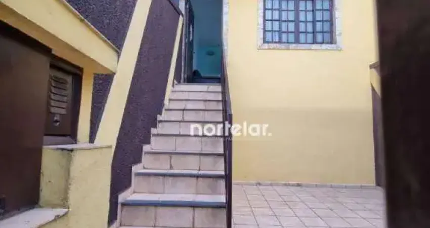 Lindo sobrado à venda no Jardim Vista Linda