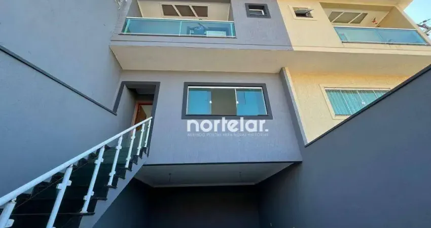 SOBRADOS NOVO   Bairro: Pirituba    150 m² de área construída  4 vagas de garagem   3 dormitórios amplos sendo todos suítes e uma com sacada);  Sala a