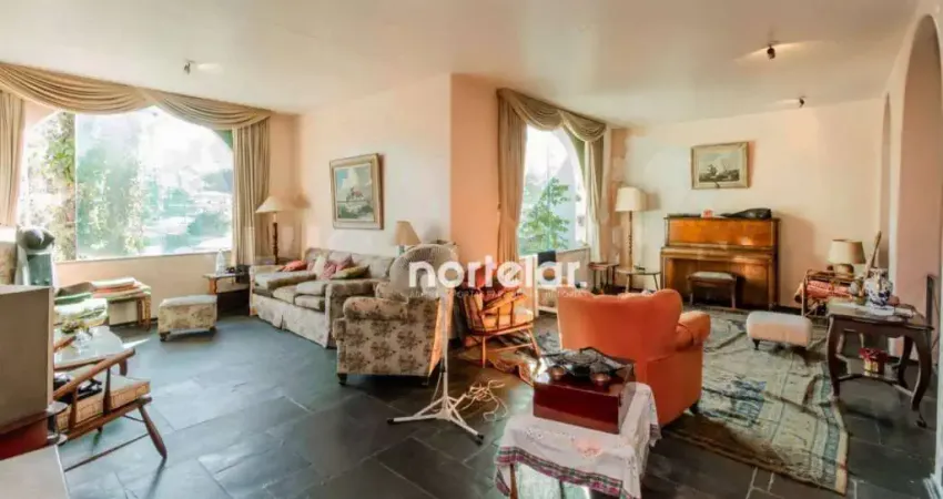 Casa de alto padrão à venda em Pinheiros