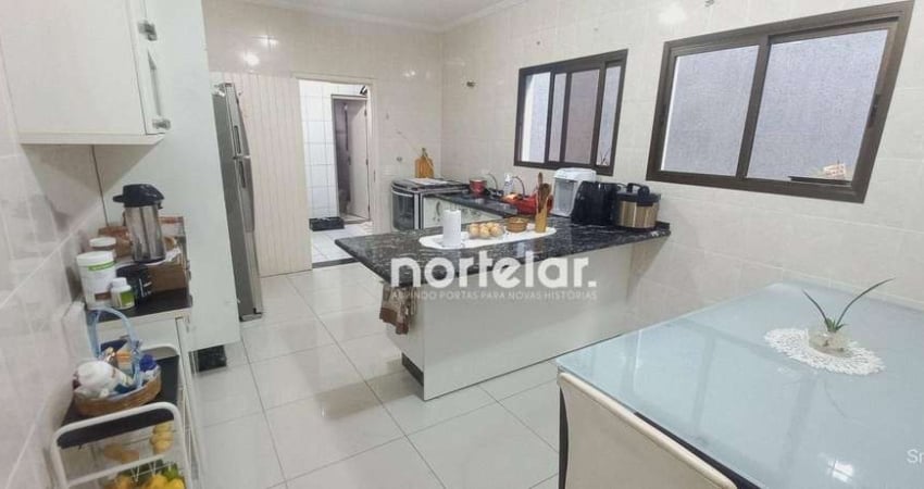 Sobrado com 3 suítes à venda, 165 m² por R$ 819.000 - Vila São Vicente - São Paulo/SP