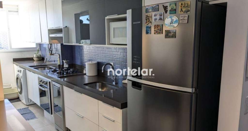 Apartamento com 2 dormitórios à venda, 61 m² por R$ 690.000,00 - Vila Anastácio - São Paulo/SP