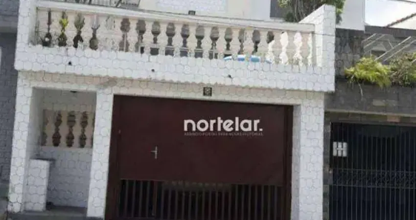 Sobrado com 4 dormitórios à venda, 200 m² por R$ 590.000,00 - Vila Assunção - Santo André/SP