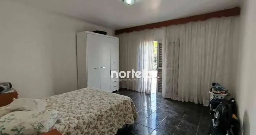 Sobrado com 3 dormitórios à venda, 196 m² por R$ 800.000,00 - Parque Maria Domitila - São Paulo/SP