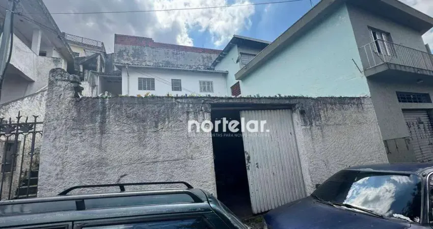 Casa com 3 quartos à venda, 195 m² por R$ 800.000 - Vila Pereira Cerca - São Paulo/SP