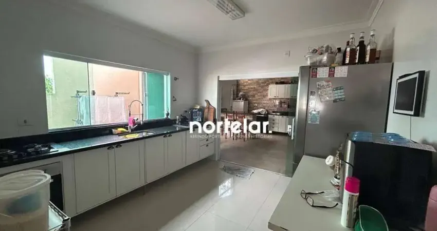 Sobrado com 3 dormitórios à venda, 170 m² por r$ 690.000,00 - ayrosa - osasco/sp