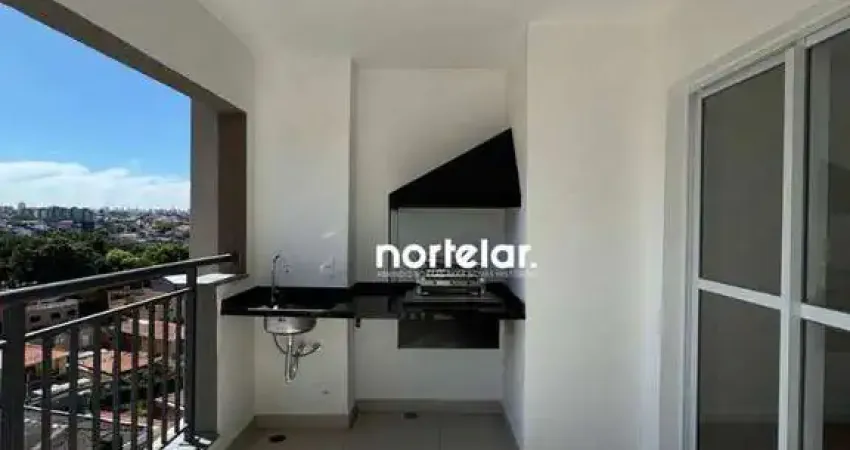 Apartamento na Freguesia Novo de 3 Quartos 1 Suite