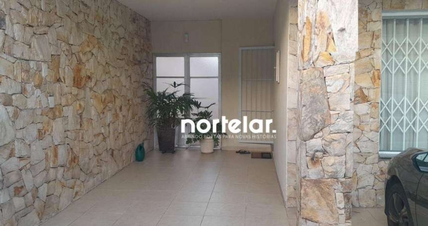 Sobrado com 3 dormitórios à venda, 230 m² por R$ 1.060.000,00 - Parque São Domingos - São Paulo/SP