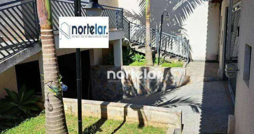 Sobrado com 2 dormitórios à venda, 76 m² por R$ 330.000,00 - Laranjeiras - Caieiras/SP