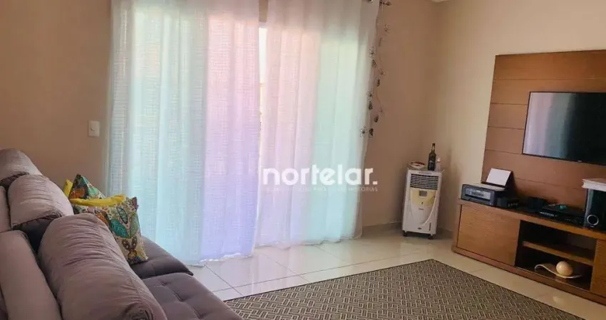 Sobrado com 3 dormitórios à venda, 250 m² por R$ 750.000,00 - Vila da Oportunidade - Carapicuíba/SP