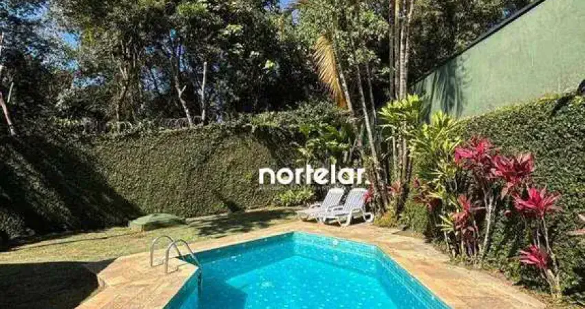 Maravilhoso imóvel. casa  térrea com piscina aquecida - são paulo ii granja viana - cotia