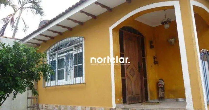 Casa com 05 quartos , sendo 1 suíte em Pirituba, terreno com 2 casas e garagem para até 8 carros!
