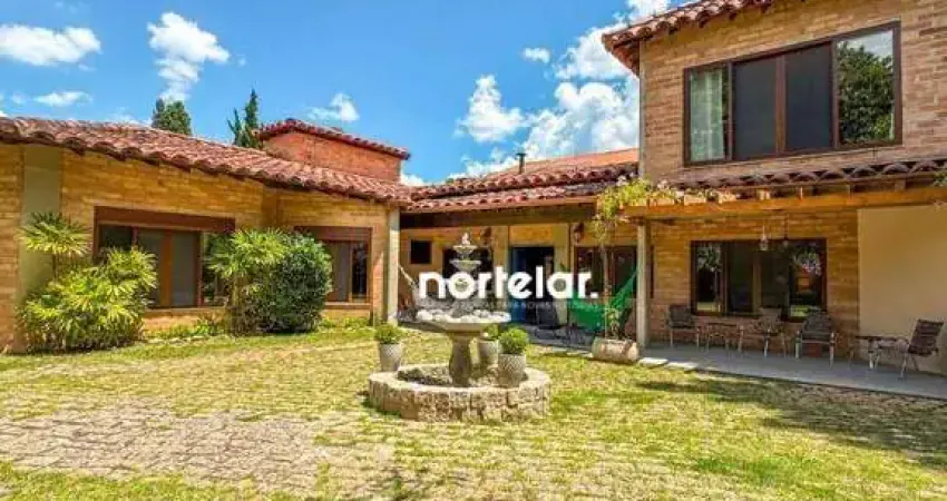 Casa com 3 quartos suítes à venda, 342 m² - Morada dos Pinheiros (Aldeia da Serra) - Santana de Parnaíba/SP