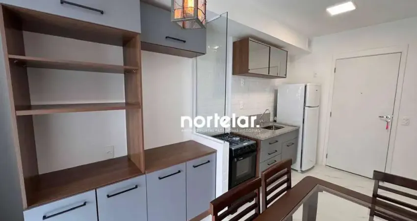 Apartamento com 2 dormitórios para alugar, 41 m² por R$ 3.445,51/mês - Lapa - São Paulo/SP