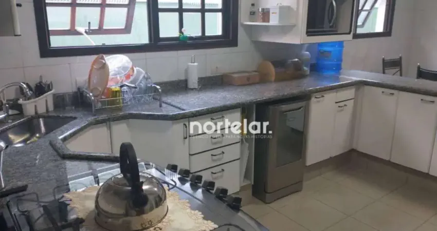 Sobrado com 3 dormitórios à venda, 166 m² por R$ 979.000,00 - (Zona Norte) Barro Branco - São Paulo/SP