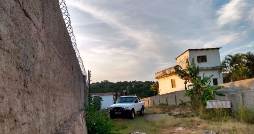 Terreno à venda na Rua Sepé Tiaraju, 226, Medianeira, Porto Alegre