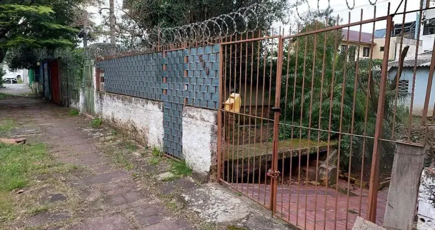 Terreno à venda na Avenida Florianópolis, 599, Azenha, Porto Alegre