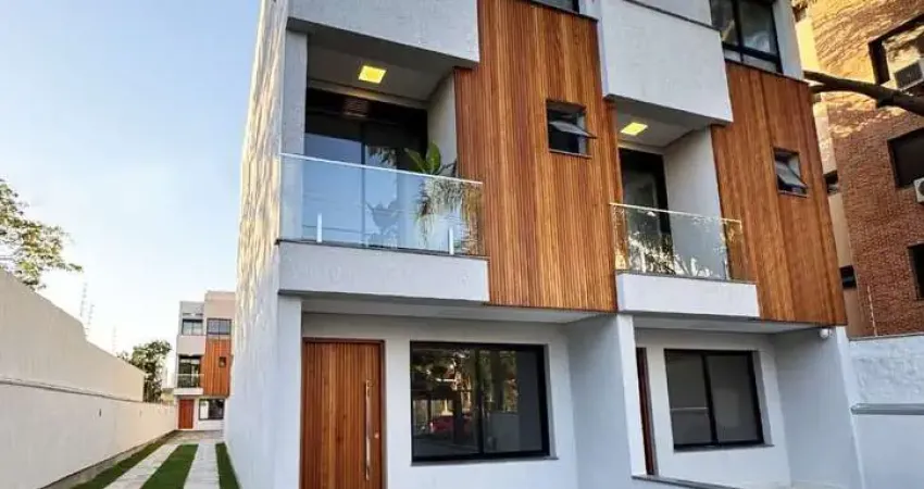 CASAS NOVAS COM 3 SUITES JUNTO COL. MÃE DE DEUS