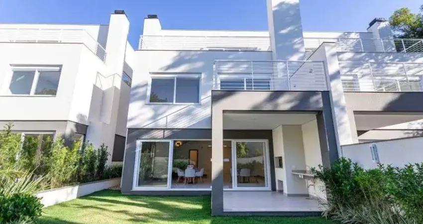 Casa com 3 quartos à venda na Rua Doutor Ney de Castilhos Ferreira, 300, Pedra Redonda, Porto Alegre