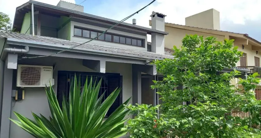 Casa 5 dormitórios à venda Teresópolis Porto Alegre/RS