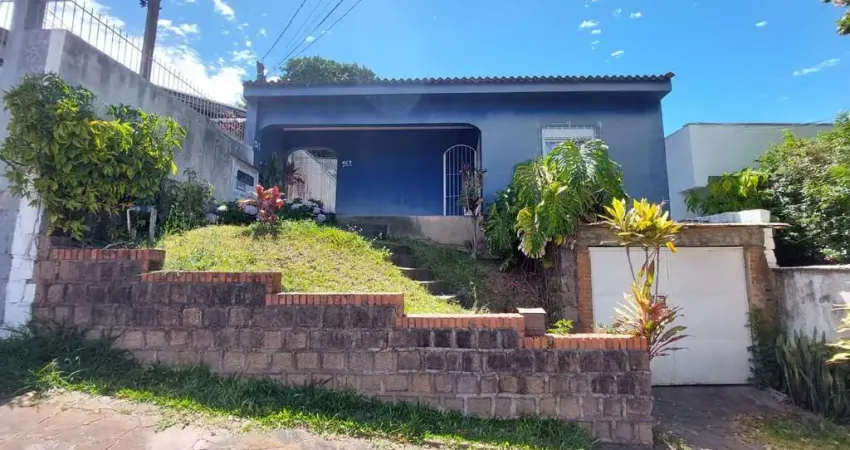 Terreno 300m² com 2 casas, 1 ª casa com 3 dormitórios +2ª casa com 1dormitório c