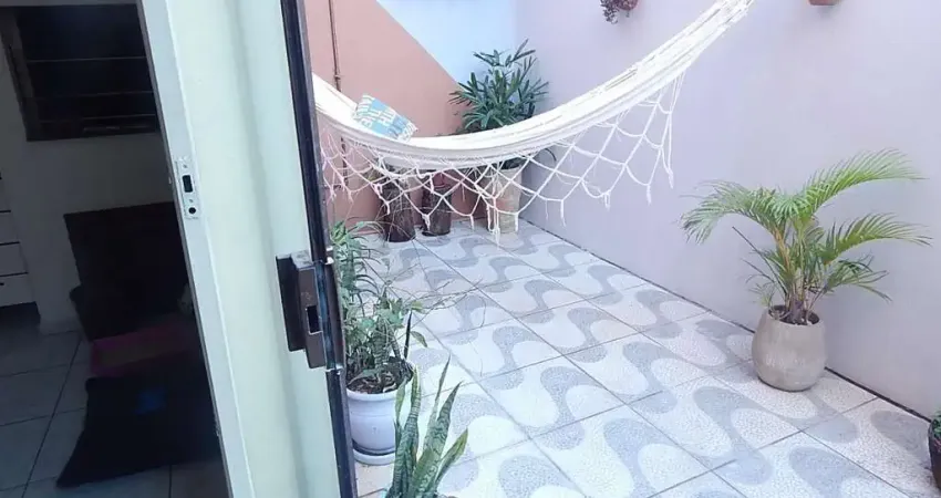 Condominio enxuto e muito bem localizado casa com 174m2 itil