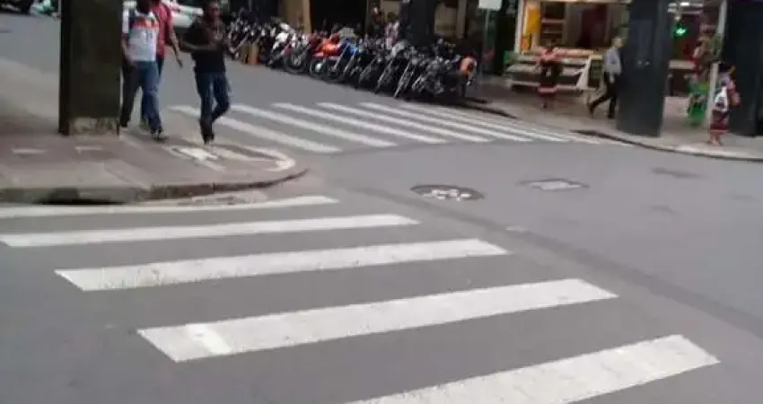 Barbadão vigfario ed. tradicional conjunto andar alto com 4 salas e 2 banheiros