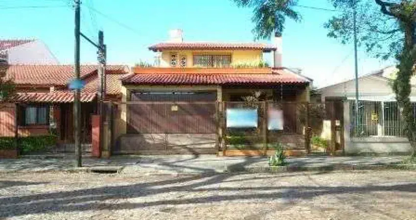 Casa à venda, 200 m² por R$ 749.000,00 - Cavalhada - Porto Alegre/RS
