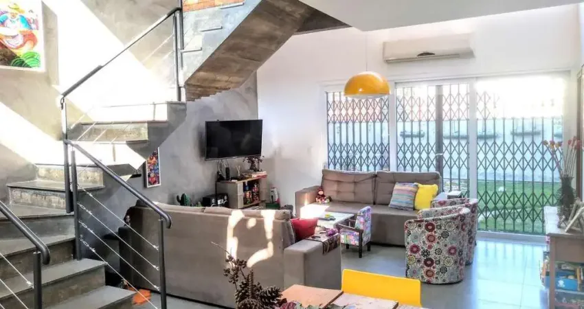 Casa com 3 dormitórios à venda, 147 m² por R$ 794.000,00 - Portal do Guarujá - P