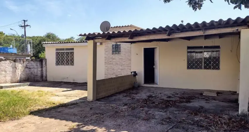Casa com 2 quartos à venda na Rua Brigadeiro Leonardo Teixeira Collares, 85, Vila Nova, Porto Alegre