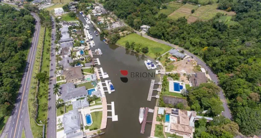 Casa com 4 dormitórios à venda, 540 m² por R$ 3.600.000,00 - Marina Guarujá - Guarujá/SP