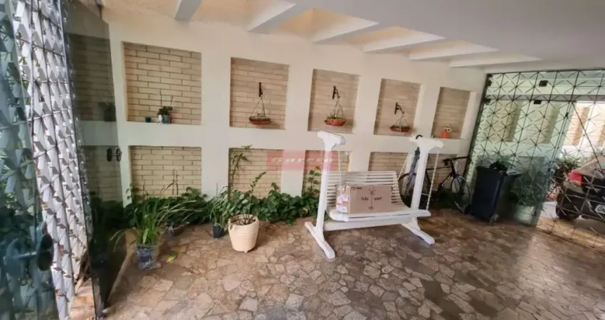 Excelente casa na Vila Cruzeiro com toda infraestrutura de um condomínio