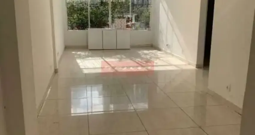 Lindo apt em Moema com 85m2, 2 dorm, sala, cozinha, 2 WC, Oportunidade