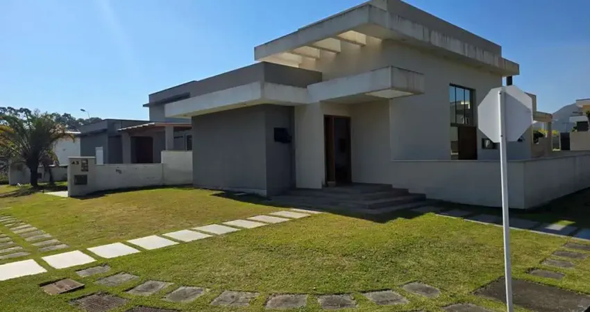 Casa à venda no bairro São João do Rio Vermelho - Florianópolis/SC