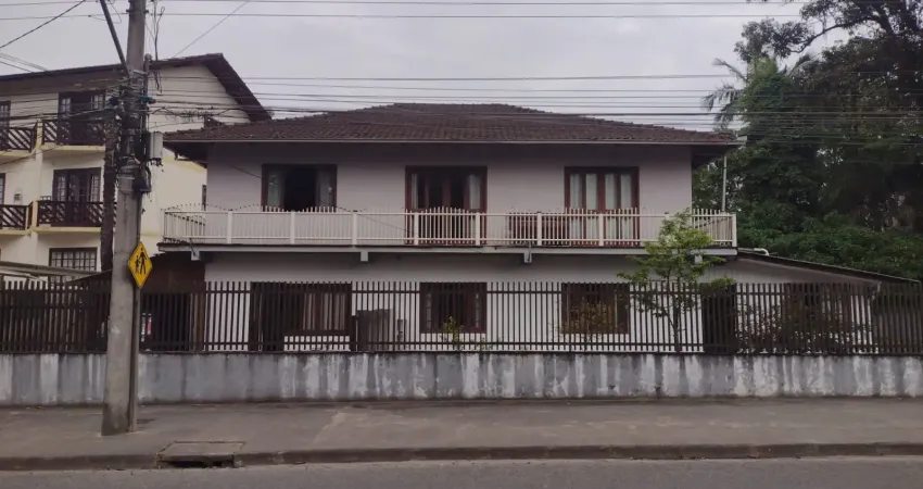 Vende-se Casa no bairro Costa e Silva Joinville SC R$ 950.000,00 Rua Inambu.3.471