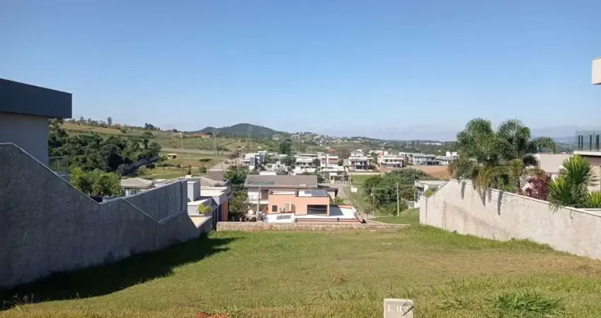 Terreno à venda de 800m2 no Condomínio Campo de Toscana em Vinhedo