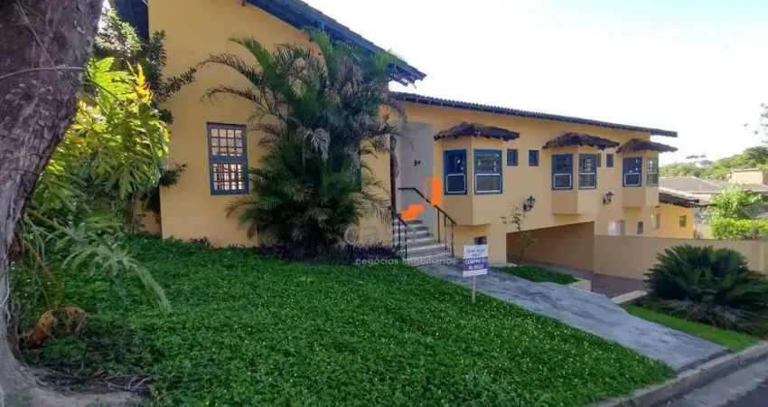 Casa com 4 dormitórios à venda, 303 m² por R$ 2.500.000,00 - Condomínio Estância Marambaia - Vinhedo/SP